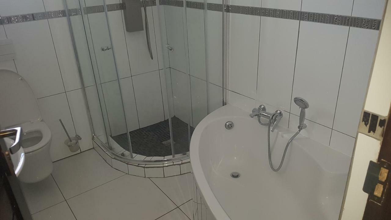 Sunflower Guesthouse & Spa Vanderbijlpark Zewnętrze zdjęcie